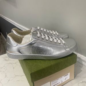 NEW Gucci Ace Silver Metallic Leather Sneakers